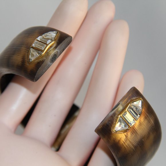 Alexis Bittar Houndstooth Lucite Crystal Bangle - Picture 4 of 13